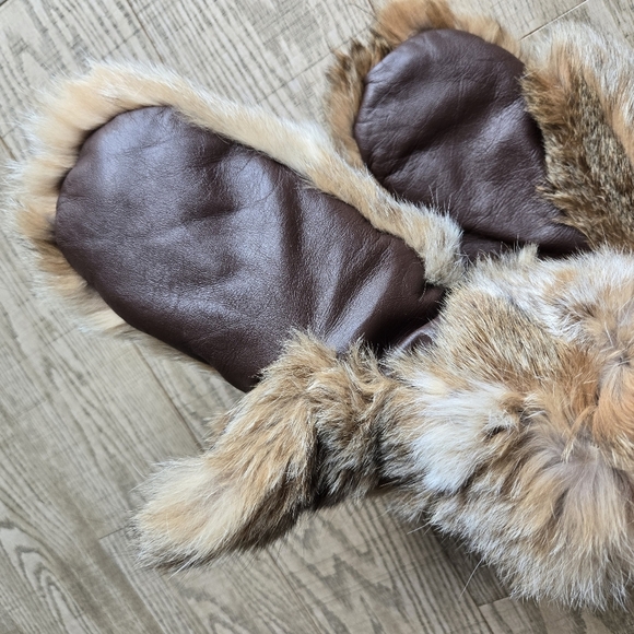 Real Fur & Leather Mittens with Brown Accent, Very Big - Picture 3 of 7